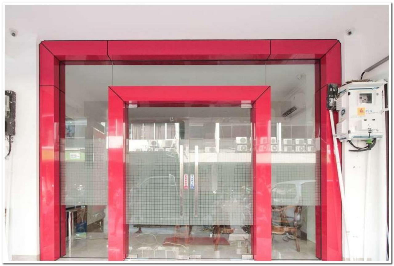 Reddoorz @ Ruko Itc Roxy Mas Otel Cakarta Dış mekan fotoğraf